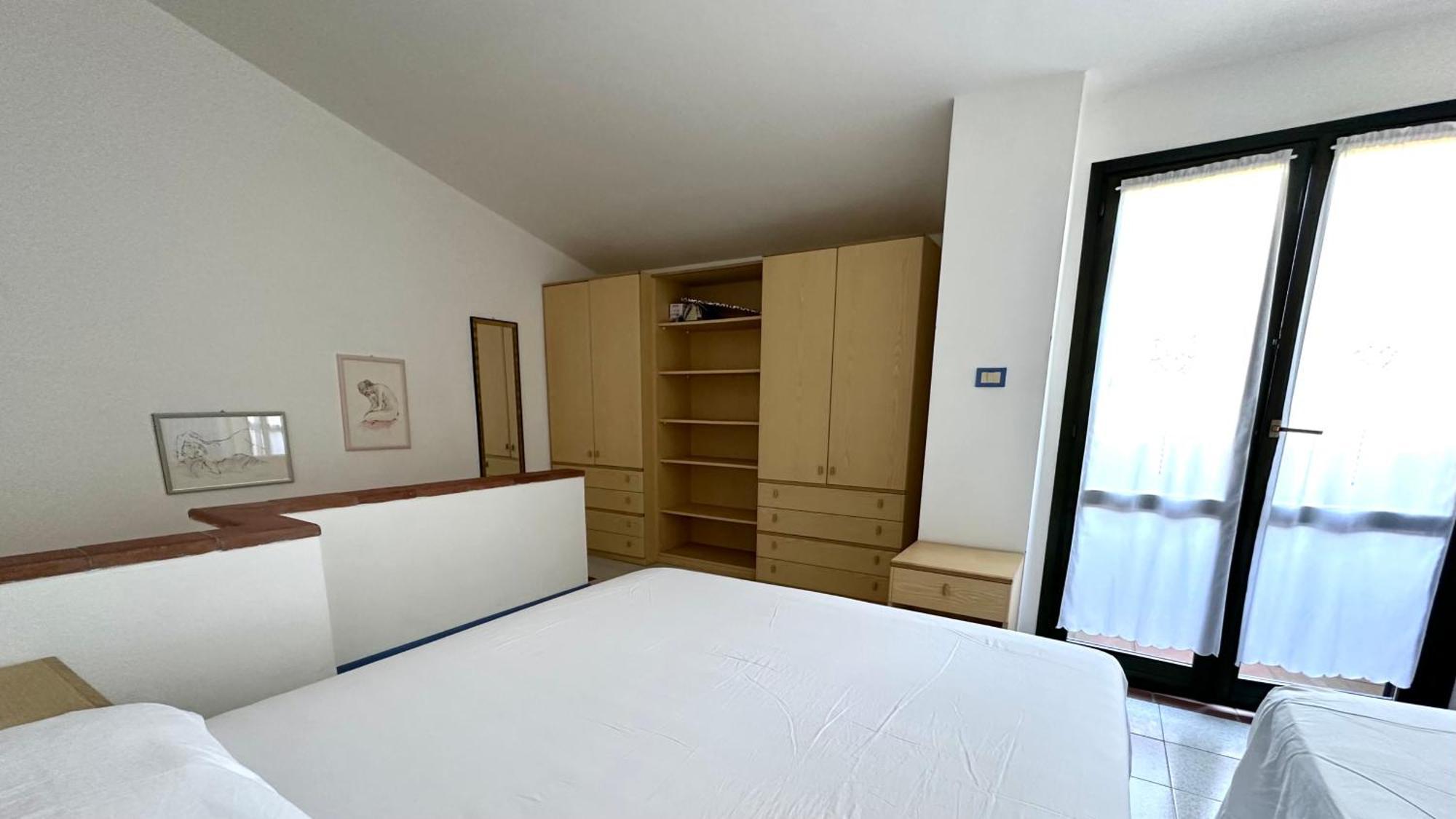 M328 - Marcelli, Bilocale Con Vista Mare * Marcelli